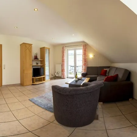 Ferienweingut Winnebeck Apartment Kowerich